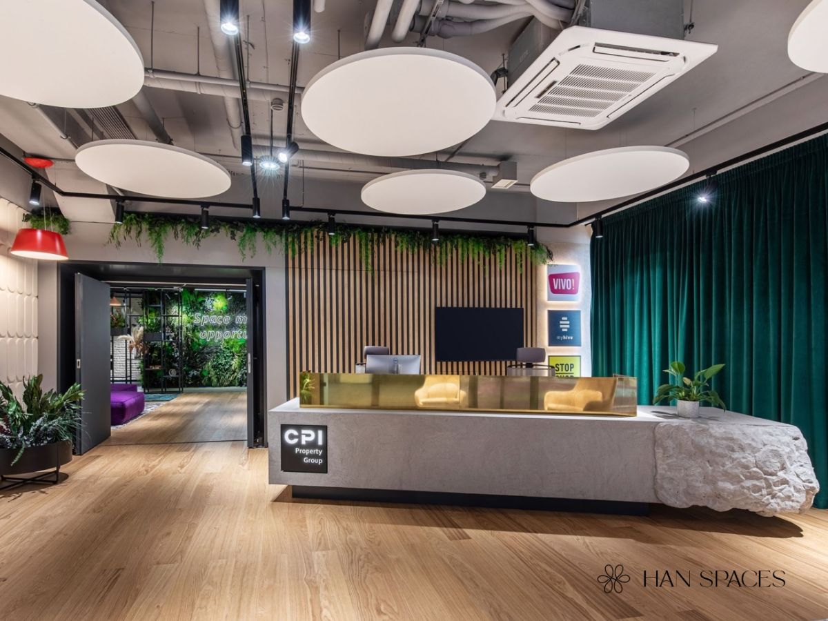 thiet-ke-khu-vuc-le-tan-phong-cach-industrial-voi-ban-lam-tu-be-tong-mai