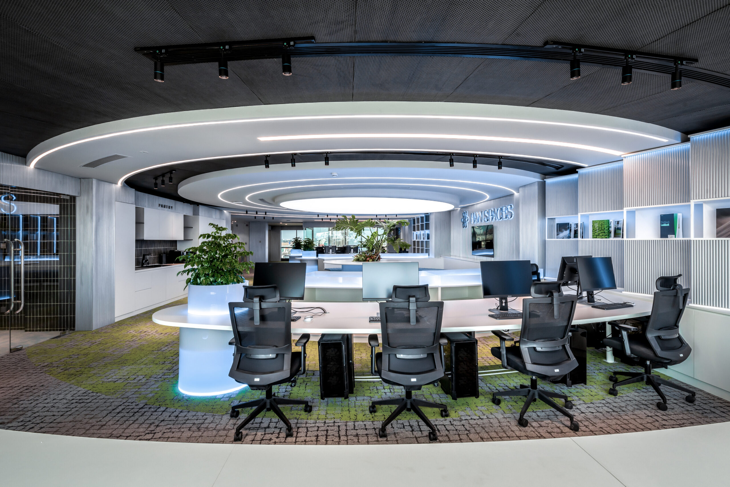 Office-in-AI-era-prioritizes-flexible-open-design