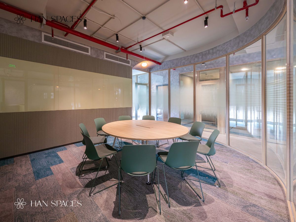 phong-hop-nho-tinh-gon-phu-hop-voi-van-phong-quy-mo-han-che