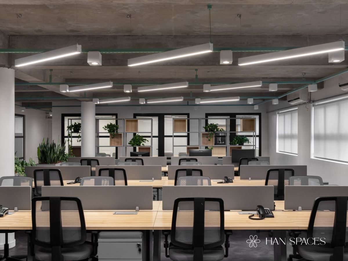 goi-y-mau-thiet-ke-van-phong-voi-tu-ke-mini-luu-tru